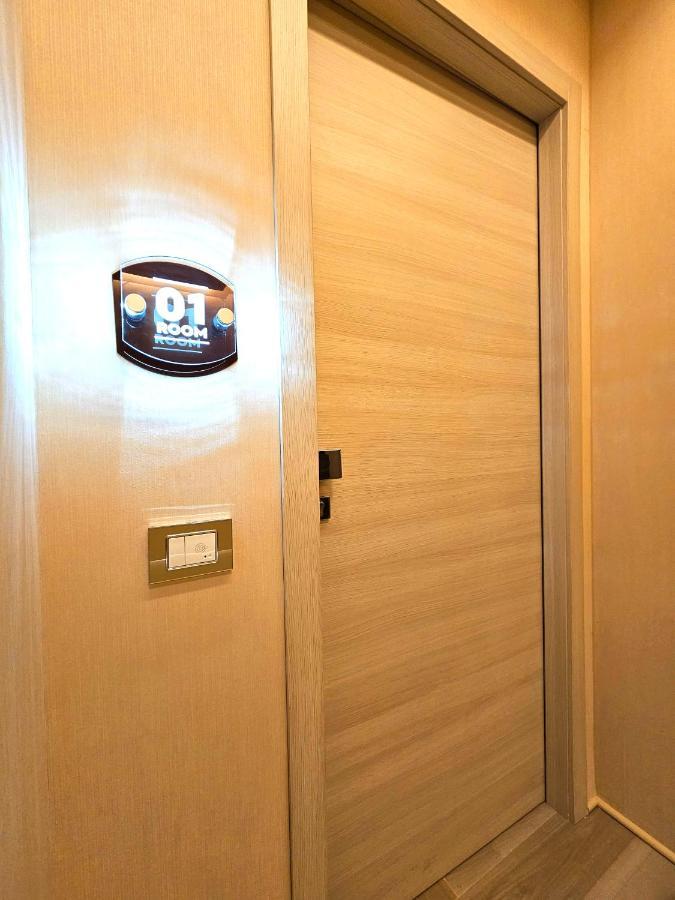 לצ'ה Astoria Supreme - Modern Boutique Suites מראה חיצוני תמונה