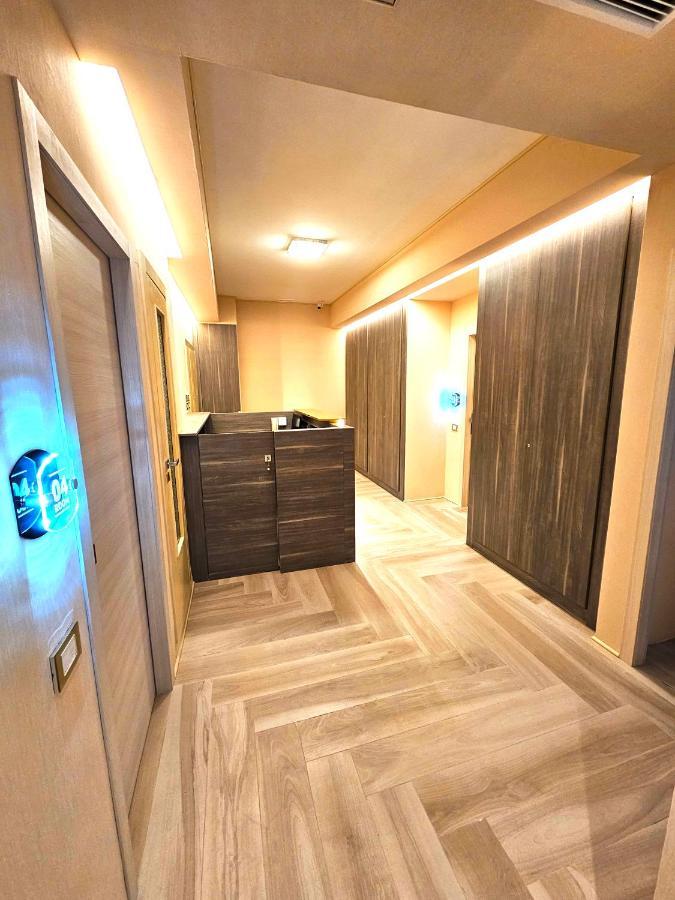 לצ'ה Astoria Supreme - Modern Boutique Suites מראה חיצוני תמונה